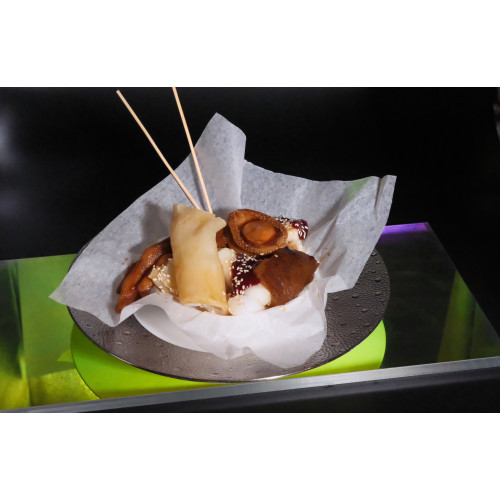 BUDDHA JUMPS OVER THE WALL WITH RICE NOODLE ROLL
