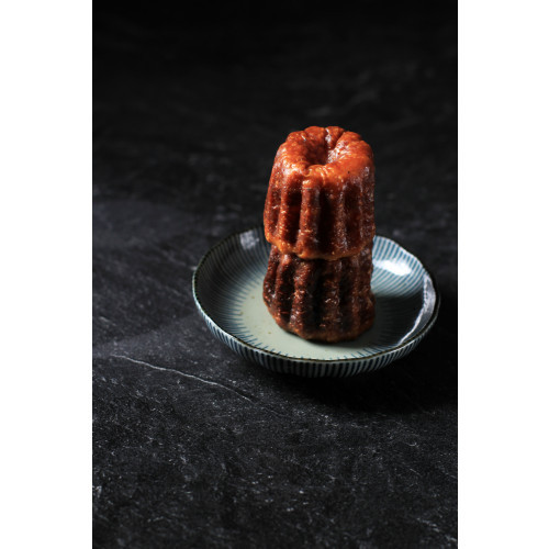 Thai style Canelé (Pandan, Thai Milk Tea, Durian)