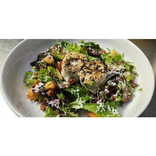 Baked Goats Cheese Salad