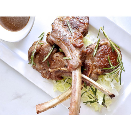 Grilled Lamb Chop with Rosemary Sauce