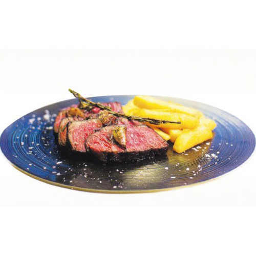 Hot Plate Wagyu with Garlic and Chips